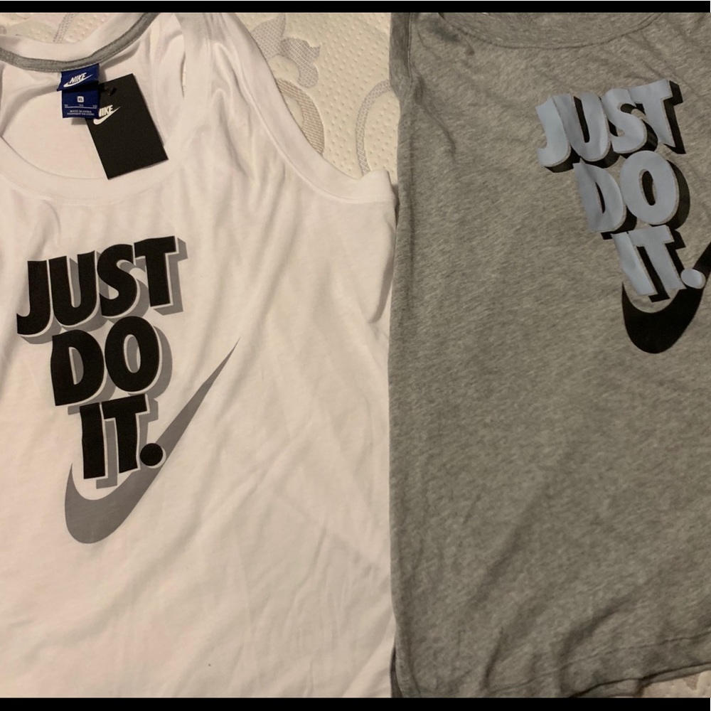 Women’s Nike tank tops lot of 2 size XL